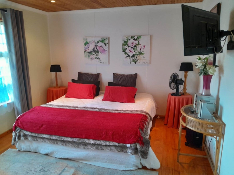 3 Bedroom Property for Sale in Stilbaai Wes Western Cape